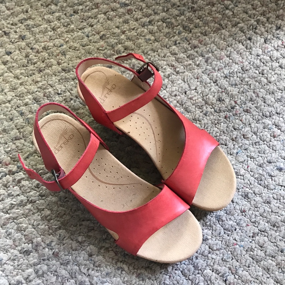 Dansko Salmon Leather Strappy Sandals Wedge Heels